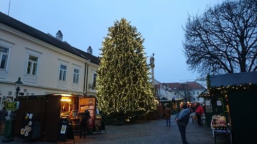 Christkindlmarkt Fußgängerzone Eisenstadt